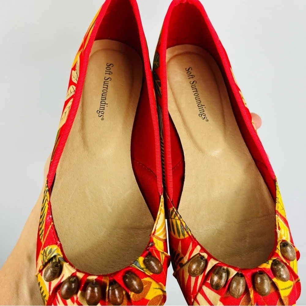 Soft Surroundings Size 6.5 Palm Red Beaded Pointed Toe Satin Ballet Flats - Picture 2 of 6